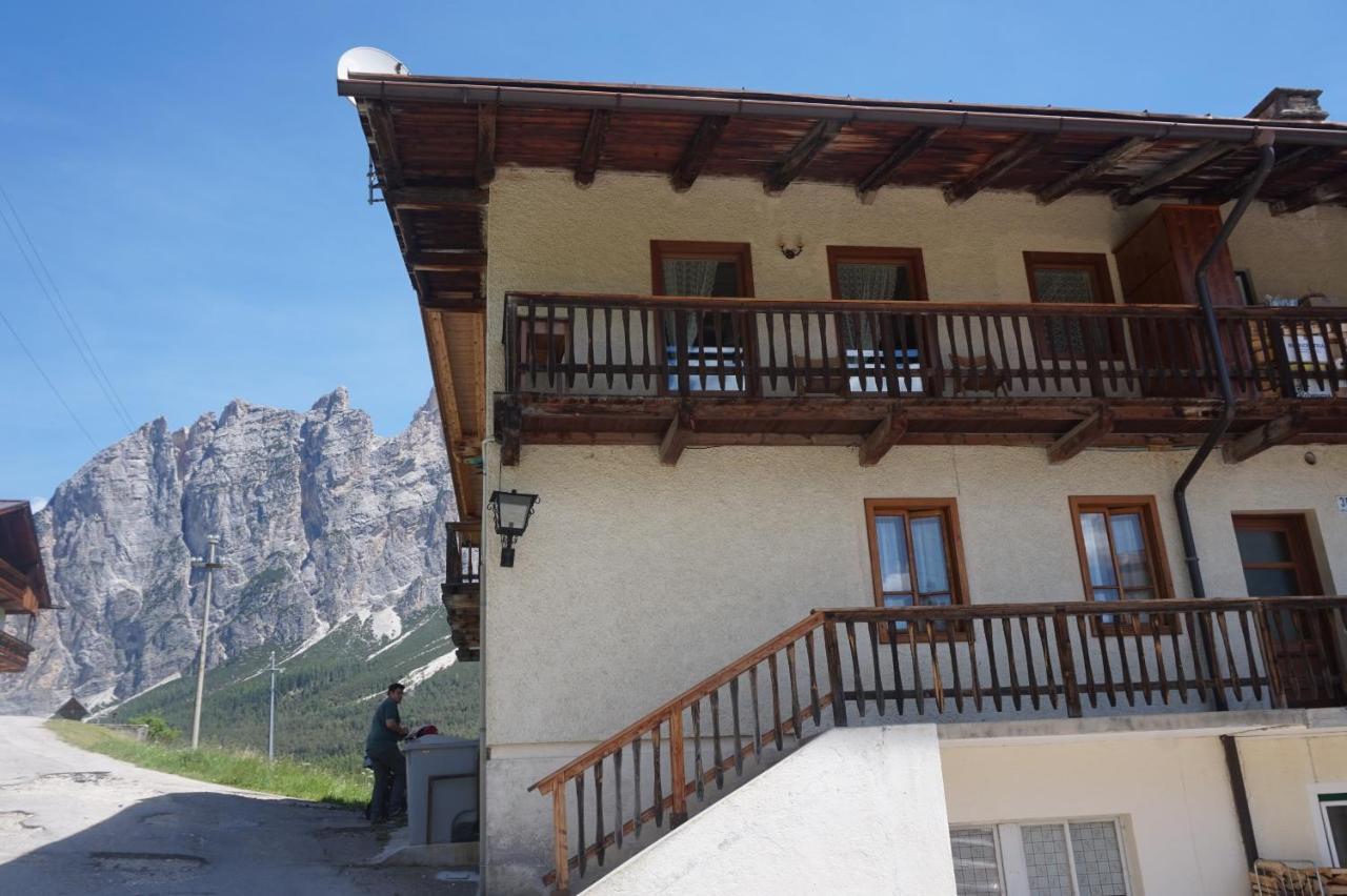 Cadin Apartment Cortina dʼAmpezzo Eksteriør bilde